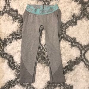 Gym shark stretch Capri pants xs